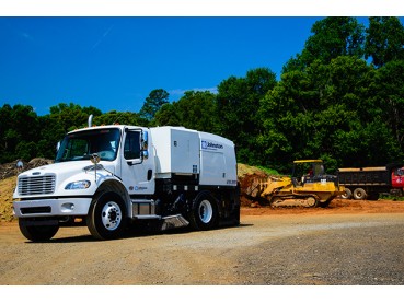 Johnston ES351 Mechanical Sweeper Johnston ES351 Mechanical Sweeper