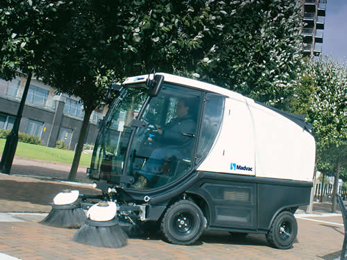 Allianz Compact Sweeper Madvac CN100