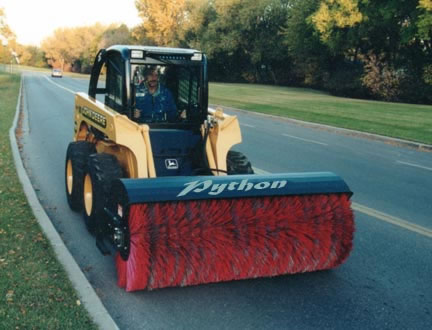 Hedgehog Skidsteer Attachment